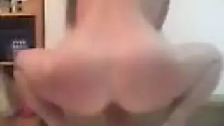 خيال جنس جماعي أسود: مشهدان بريانيان على موقع إباحي