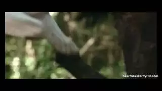 إثارة بملابس حمراء تؤدي إلى جماع عنيف جماعي