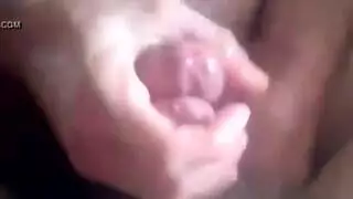 عزبة فردية شديدة للذكور: فرك القضيب ونهاية قذف مكثفة