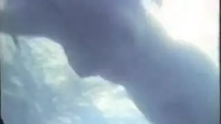 جلسة إيلا راي الصريحة على الأريكة مع قضيب أسود كبير