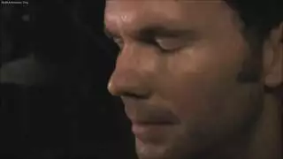 قضيب سميك يسخن فرجاً ضيقاً لجنس صريح في السرير