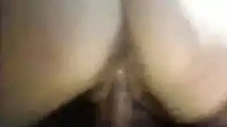 بنت مخدرة وتتوق لقضيب إباحي قاسي