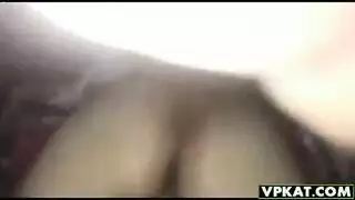 عاهرات جزائريات وعاهرة بيضاء جميلة في جلسة جماع شديدة