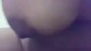 مصرية تمص لقريبها