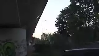 الاستمناء على شرفة عامة مع عاهرة مثيرة