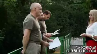 تبادل نيك ضباط الجيش كامل ومترجم