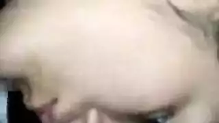 عاهرة مفلسة سيلفيا ستيلانا في عصابة جنسية بدون وقاء داخل حافلة متحركة