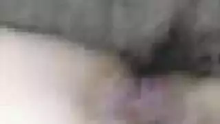 حبيبة سكرانة متصلبة الحلمات بعد مرح الحمام