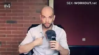 انها أول فتاة سمراء لارتداء سراويل مثير