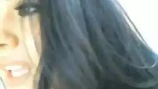 خيال إباحي وحشي: كلب يخدم فرجها الجائع