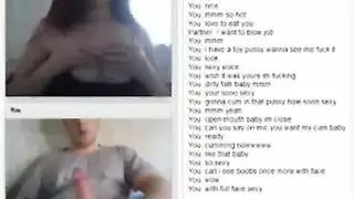 الروسية الشقراء تدلك فرج مدربتها الرطب