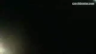 يصطاده من الشارع ويغريه بالمال ويمارس اللواط
