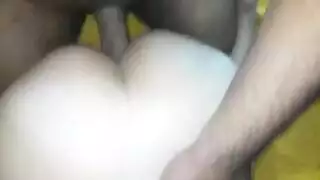 طفله مش قادره تتحمل السكس