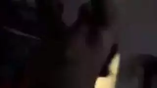 شاب مثير يمتطي ويضرب عاهرة قذرة