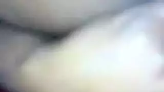 كسها المبلول يتوق لاختراق عميق