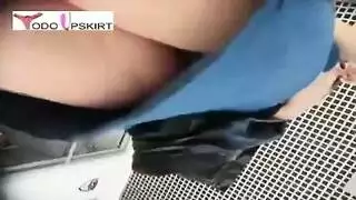 يقول لاخته اسبقيني الى الفرقة لكي نمارس الجنس