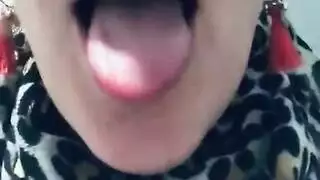 هوس قطع القضيب محتوى بالغ متطرف