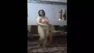 رجل شبه الكلاب