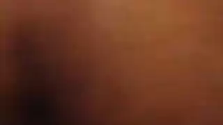 بندر ينيك جارتهم التي جاءت تشتكي من الفوضى