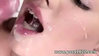 أوجي خارجي صريح مع طالبة شابة
