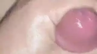 زوجان عربيان ينيكان زوجتي المثيرة وهي تمص وتركب زبري