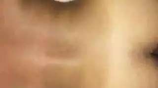 حسناوية عربية سمراء تتوسل للمني