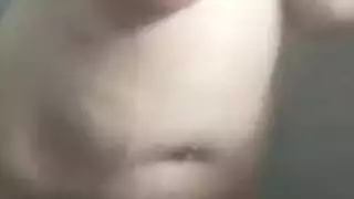 حفلة منزلية منفردة – إباحية استمناء صريحة