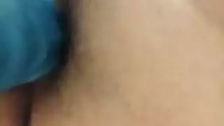 فرس الصحراء يدكّ كساً ضيّقاً