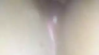 صغيرة تحب الطيز
