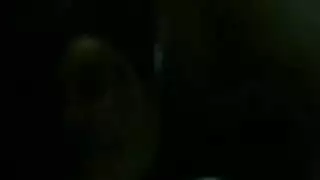 فريق مزدوج عرقي: جيسي لين تأخذ قضيبًا أسودًا داخلها وقضيبًا أبيضًا خارجها