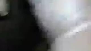 اللعب البظر حتى القذف