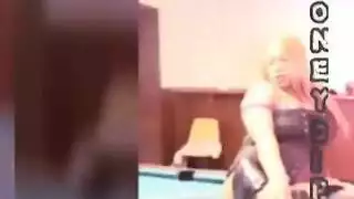 جماعي الهالوين: عاهات في قصر النكاح المخيف