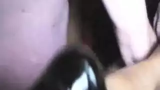 ميك خدامة مصرية صغيرة جدا جدا وصراخ