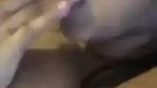 لاتينا ممتلئة الصدر تخضع لتمدد شرجي قاسي وإثارة عنيفة