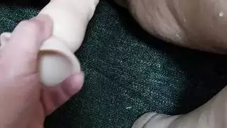 جماع دسار قاسي يطلق نافورة بوس متدفقة