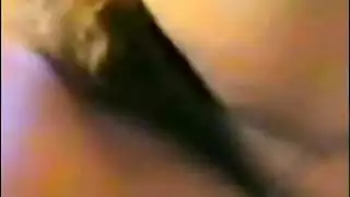 كشفها ثم نيكها بقوة من الخلف