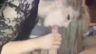 ديوث زوجته زب كبير اسود يخت