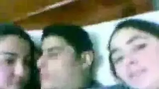 زووج قحاب مزاز يدلعوه وينيكوه