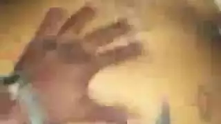 اب يعاقب الابنة الحامل