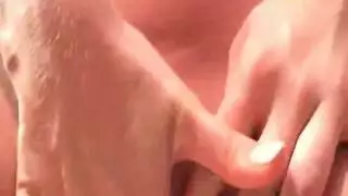 شقراء مطيع في جوارب سوداء والكعب