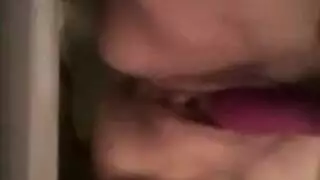 لحظة دخول القضيب لأول مرة في المهبل