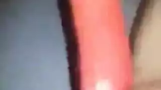 سمراء مفلسة تأخذ قضيبًا ضخمًا قبل أن تتحول إلى وحشية