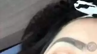 آسيوية مثيرة تتوق لقضيب عريض من رجل أصلع وسيم