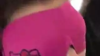 صديقة مقنعة تختنق بقضيب كبير