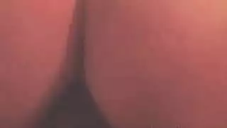 شريط جنس حيواني رجل وكلب في فعل صريح