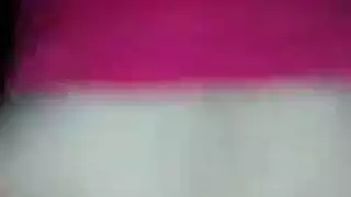 انتصاب الفرس: سيدة تعمل على قضيب حصان كبير