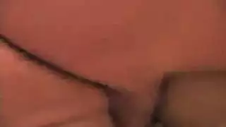 حفلة جنس إباحية لطالبة مشجعة