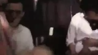فتاة ليبية تشارك في مشهد إباحي صريح