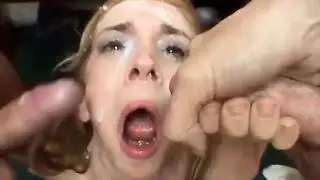 البت و امهايتناكو من راجل واحد