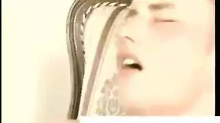 جنس شرجي مزدوج صريح مع شقراء وشريكها الشهواني